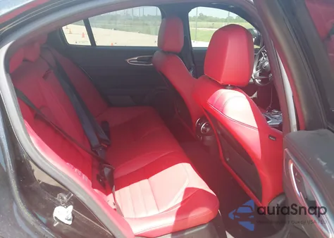 2024 Alfa Romeo Giulia Veloce Rwd из США, поврежденный, VIN ZARFAMBN9R7677677